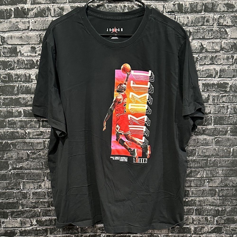 Jordan Legacy AJ11 T-shirt in black!